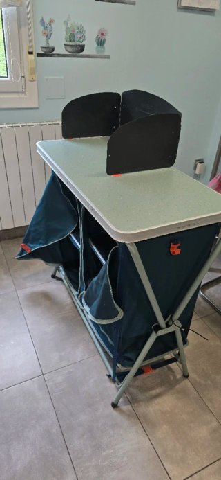 Mueble de camping plegable