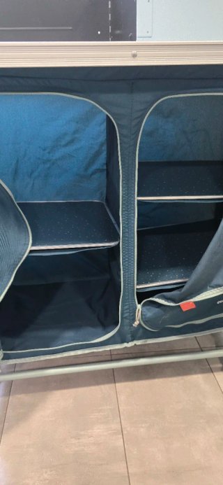 Mueble de camping plegable