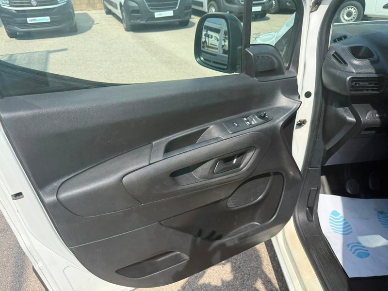 Citroën Berlingo 2022, foto 9