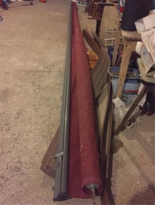 Toldo grande de tela rojo