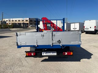 NISSAN NT400 2020 BASCULANTE CON GRUA FERRARI 531