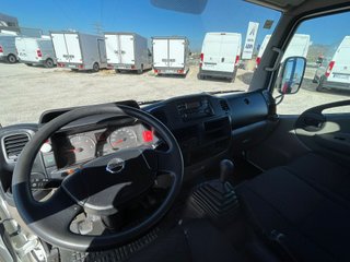 NISSAN NT400 2020 BASCULANTE CON GRUA FERRARI 531