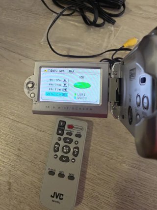 Videocámara JVC (Falta batería)