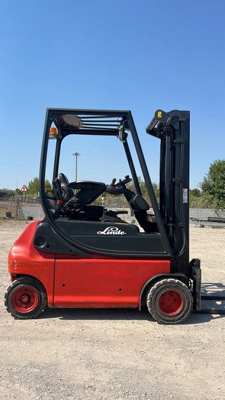 Carretilla elevadora eléctrica Linde