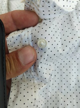 Camisa H&M branca com padrão