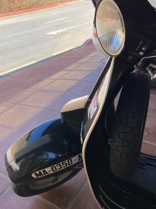 Vespa iris p125x