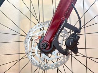 Bicicleta Orbea Carpe 20 2023 rojo oscuro.