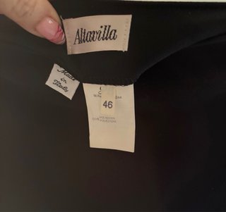 Falda midi elegante negra