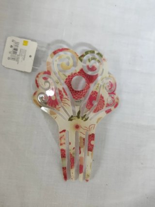 Peineta floral calada