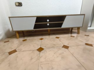 Mueble TV moderno madera y blanco