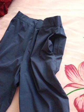 Pantalón corto Nike INFANTIL azul. Talla XL .