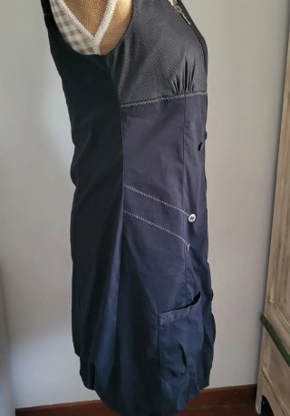 Vestido negro abullonado Talla M