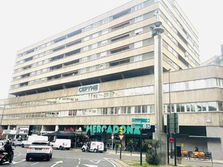 Garaje en alquiler en Ciudad Jardín - Parque Roma en Zaragoza