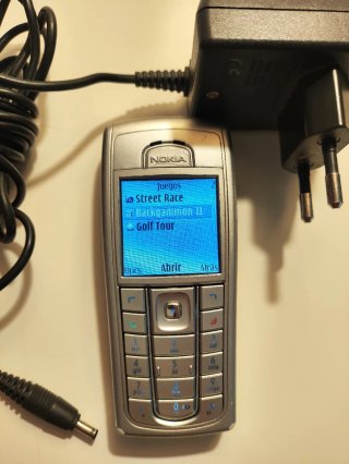 Nokia 6230i (Vodafone) + caricabatterie