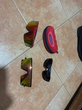 Gafas deportivas Pit Viper y Ozzie