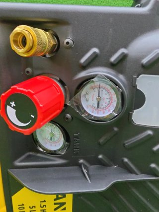 Compresor Stanley DN200/10/5 5L 1.5HP