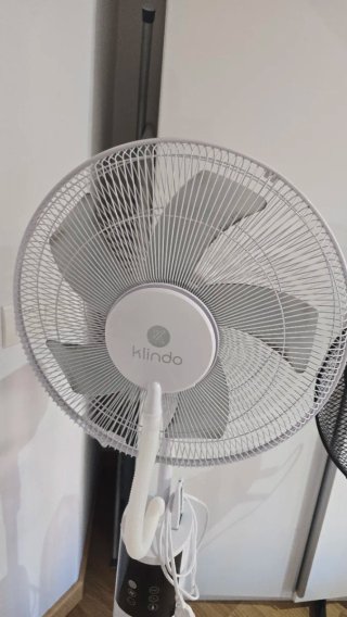 Ventilador Klinda Blanco y Negro