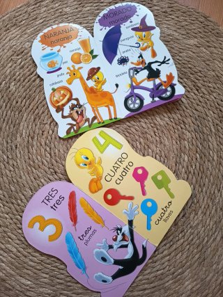 Aprendo los colores Bugs Bunny y  Números Piolín