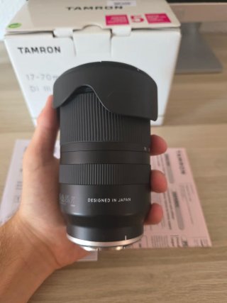 Tamron 17-70mm F/2.8 Di III-A VC RXD Sony E