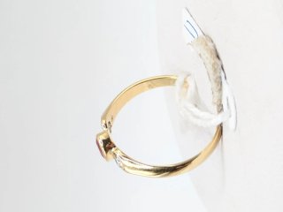 Anillo Oro 18k con Rubí y Diamantes