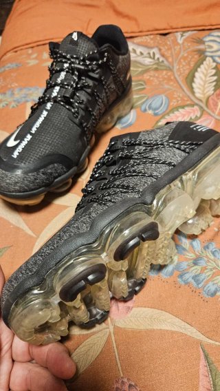 Zapatillas Nike Vapormax Negras y Grises