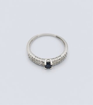 Anillo Oro Blanco 18k con pedrería
