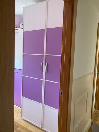 Dormitorio juvenil seminuevo.