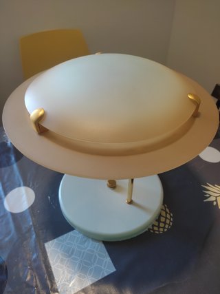 Lámpara de techo plafón rosa y blanco. Negociable