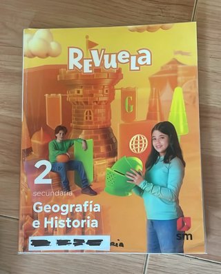 Geografía e Historia. 2 Secundaria. Revuela. An...