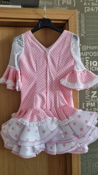 Vestido de flamenca rosa y blanco