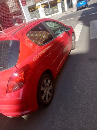 Peugeot 207 2006. 480000km