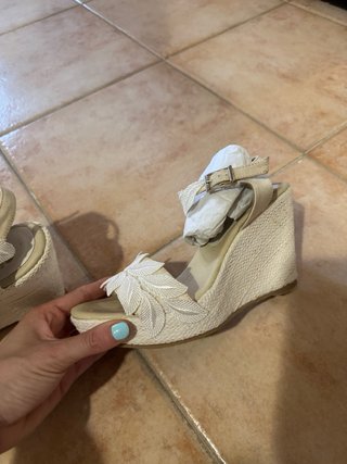 Sandalias de cuña para novia