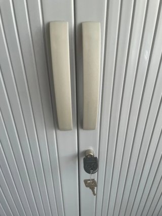 Armario metálico oficina JG puertas batientes