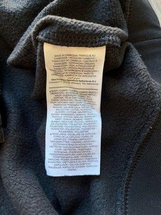 Sudadera Nike Gris con Cordones