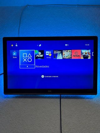 Consola PS4 + Mando y juegos