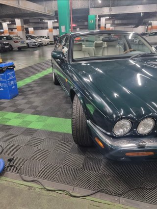 Jaguar XJR 1999