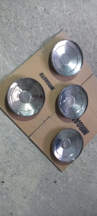 Tapacubos DKW F1000