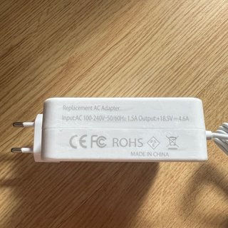 Cargador Apple MacBook Pro Blanco