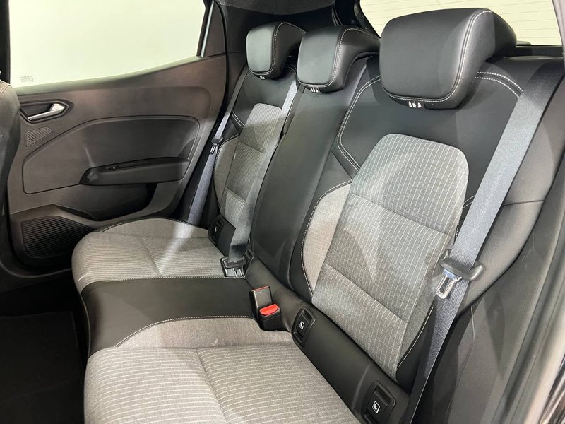 Renault Clio 2025, foto 39