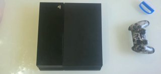 PS4 Slim 500GB + 9 Juegos