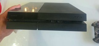 PS4 Slim 500GB + 9 Juegos