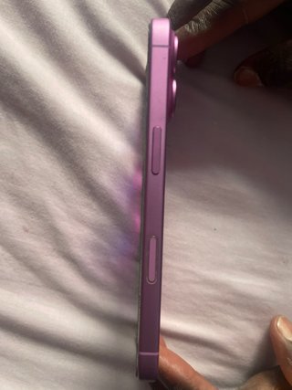 iPhone 16  rosado 89% batería semi nuevo