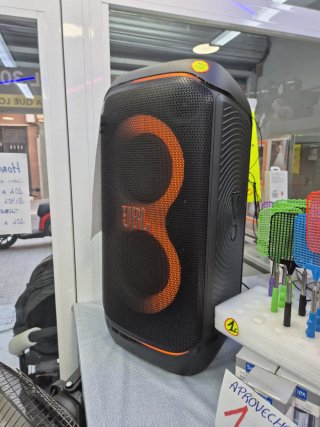 Altavoz JBL Party Box Stage 320