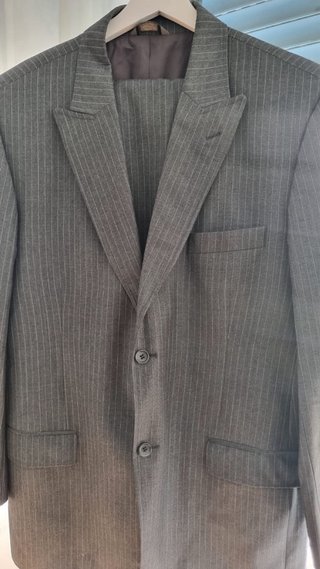 Traje Astino Calle Raya Gris Talla 50