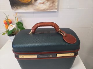 Neceser SAMSONITE DE ALTA CALIDAD.