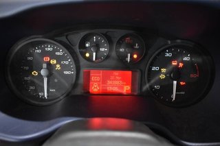 Iveco Daily CHASIS CABINA CARROZADO 35S 16 2.3 TD 156 CV HI-MATIC CON EQUIPO DE FRÍO THERMOKING