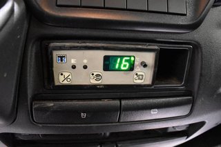 Iveco Daily CHASIS CABINA CARROZADO 35S 16 2.3 TD 156 CV HI-MATIC CON EQUIPO DE FRÍO THERMOKING