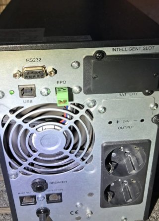 SAI UPS Safire 900W/1000VA