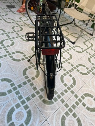Bicicleta de paseo negra