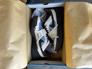 Zapatillas Nike x Travis Scott Zoom Field Jaxx